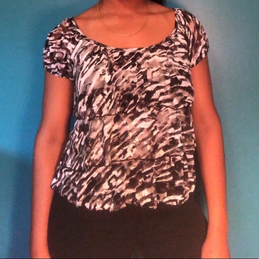 Ab Studio Patterned Ruffled Blouse - image 1